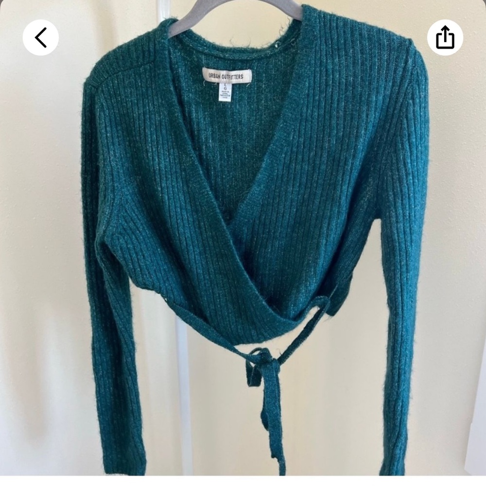 Urban outfitters Cropped top